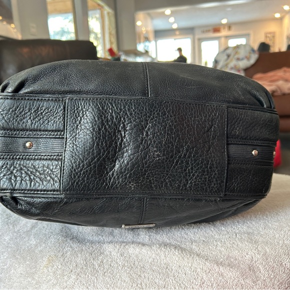 Coach Purse - Picture 5 of 8